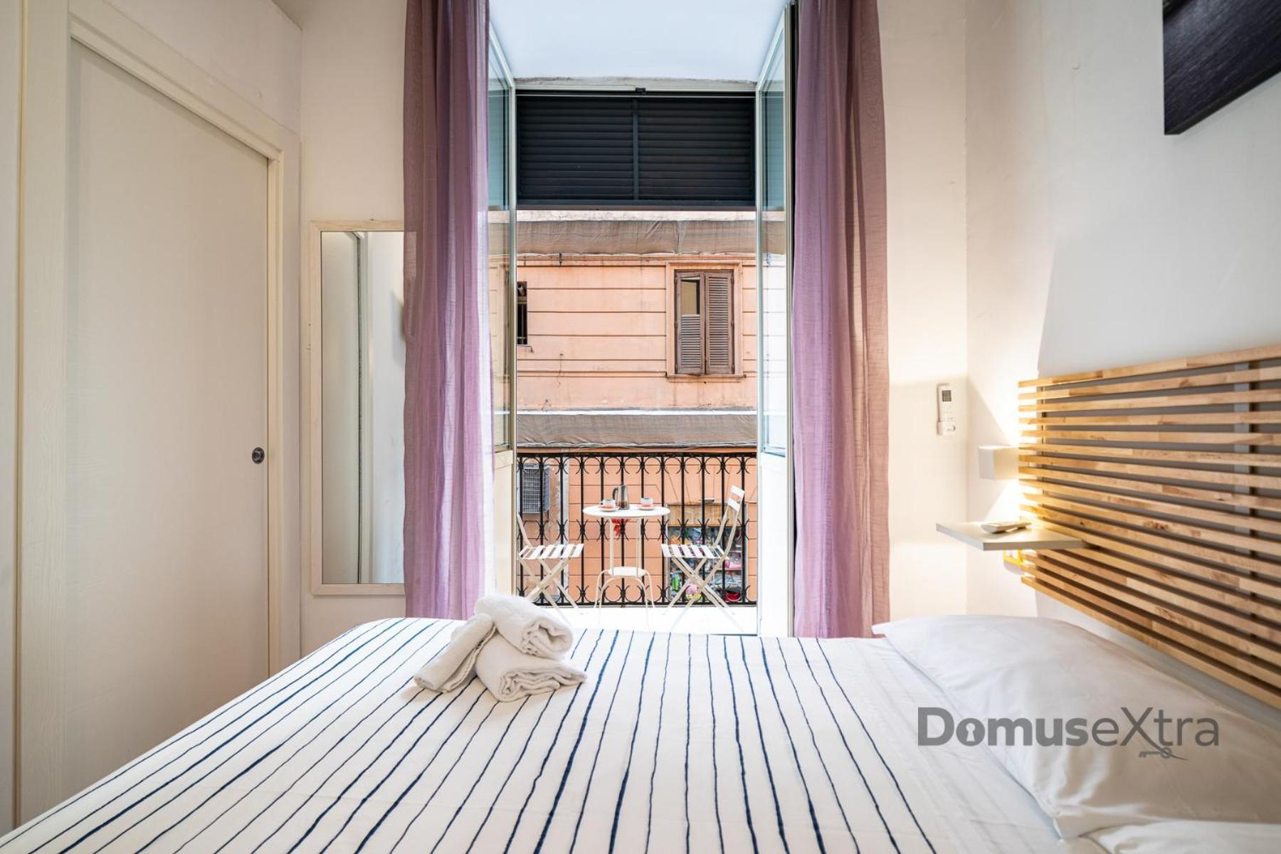 Privatunterkunft Domus Mattei Al Duomo By Domusextra Neapel